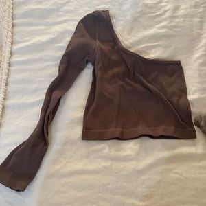 Brown fitted top